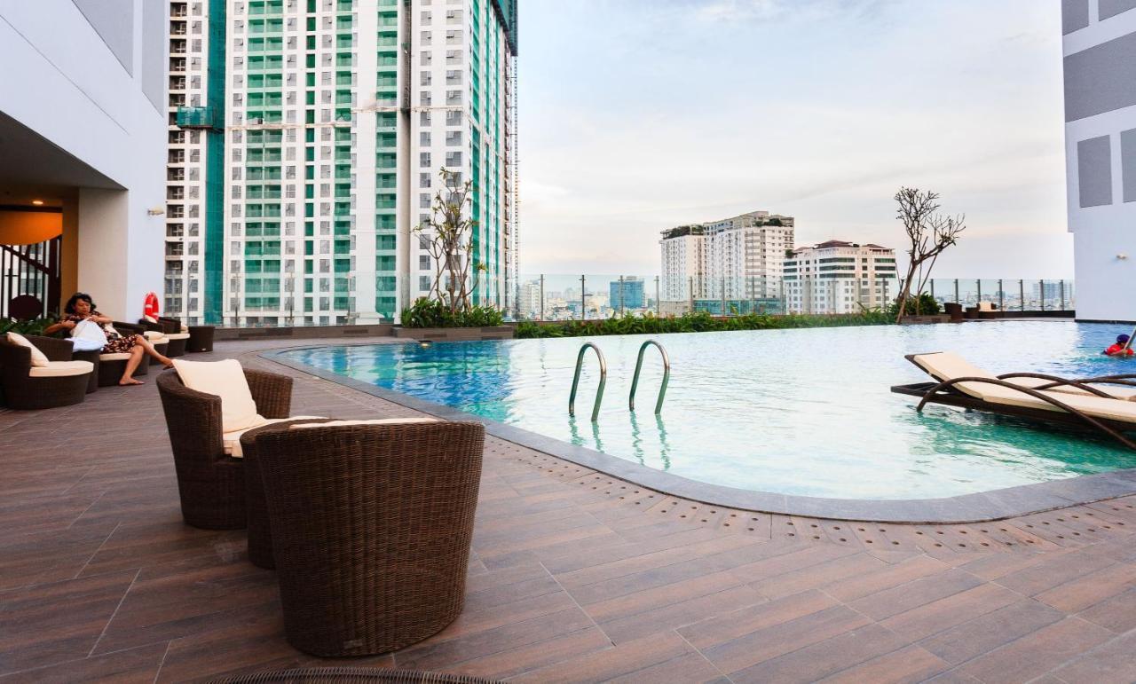 River Gate Building - Le Meridien Pool & Gym ホーチミン市 エクステリア 写真