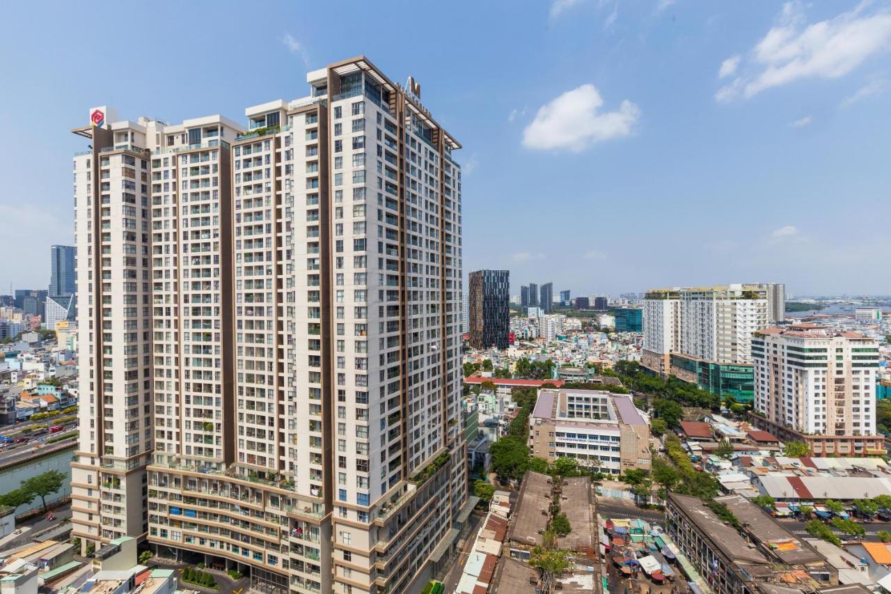 River Gate Building - Le Meridien Pool & Gym ホーチミン市 エクステリア 写真